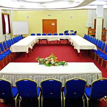 Sirius Hotel Strumica Business photo